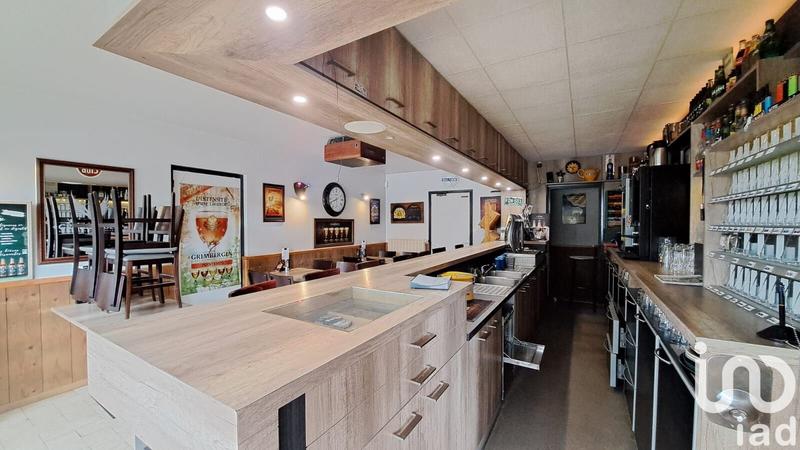 Maison - 451 m² - 10 pièces