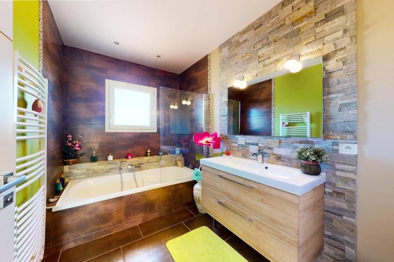 Villa - 165 m² - 6 pièces