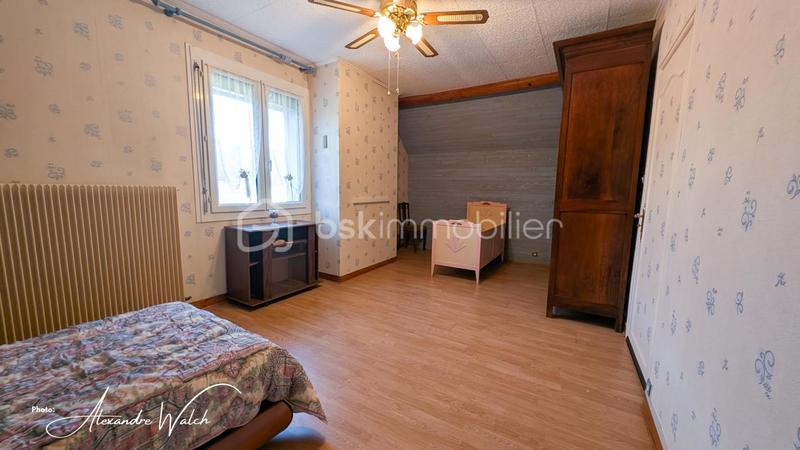 Maison jumelée - 138 m² - 7 pièces