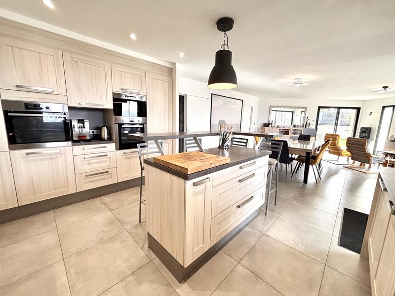 Maison d'architecte - 147 m² - 6 pièces