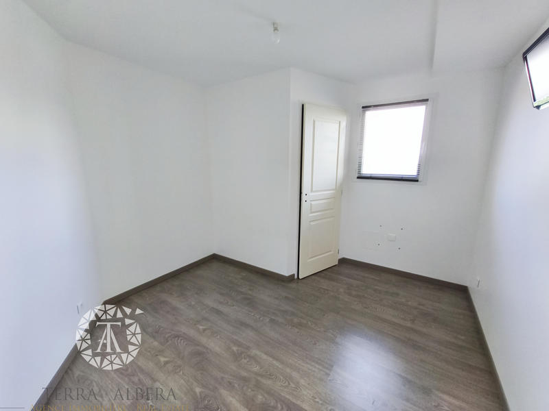 Villa - 107 m² - 4 pièces