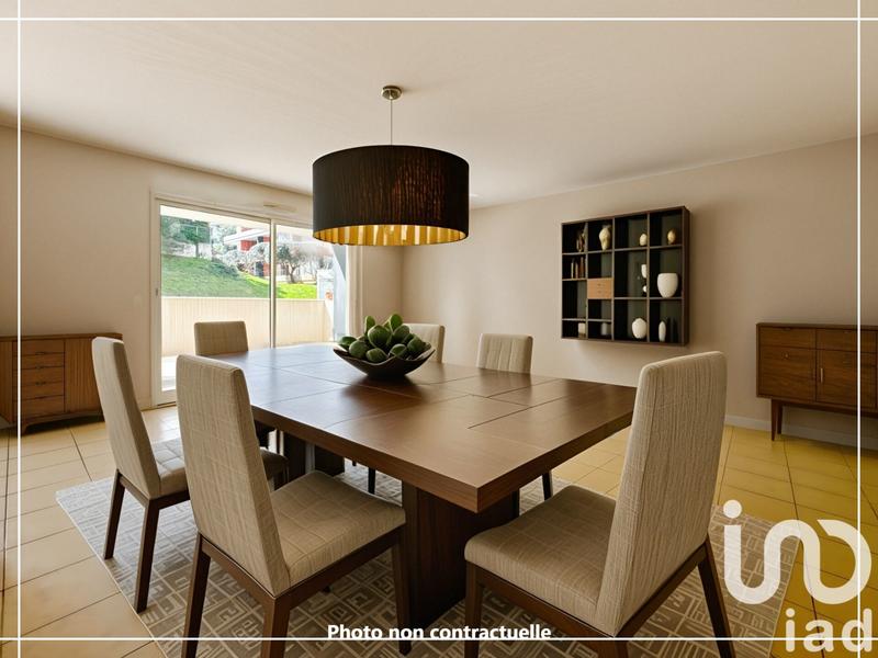 Appartement - 64 m² - 3 pièces