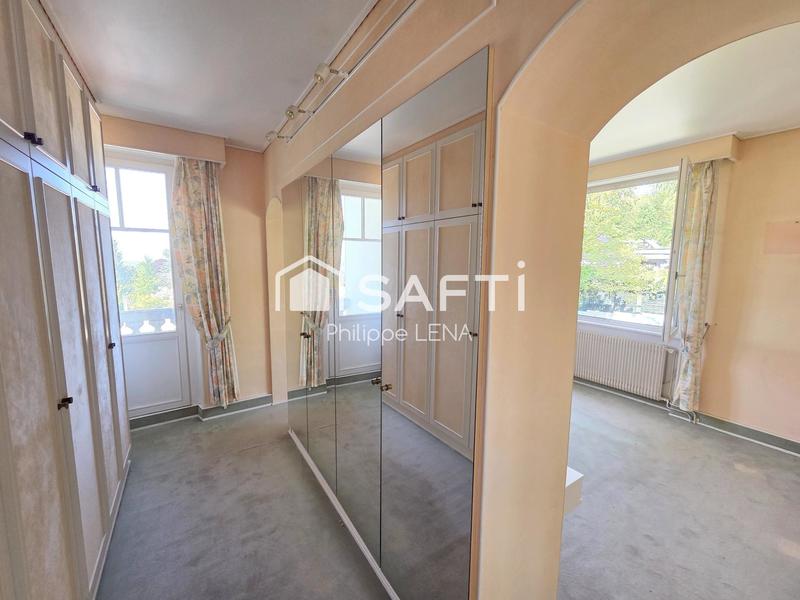 Maison de maîtres - 200 m² - 7 pièces