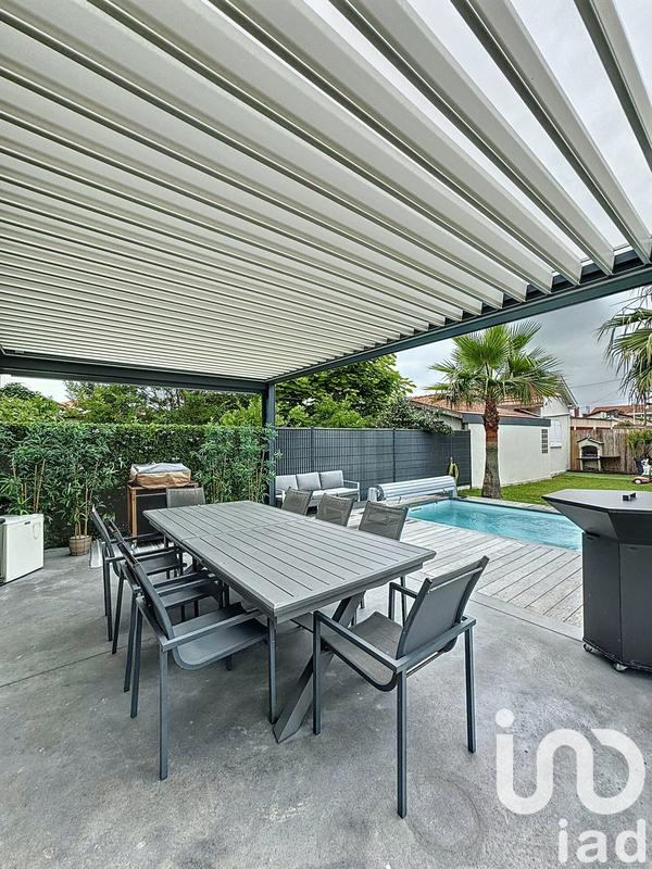 Maison - 90 m² - 5 pièces