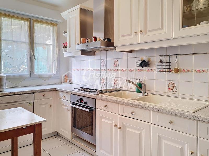 Maison - 98 m² - 5 pièces