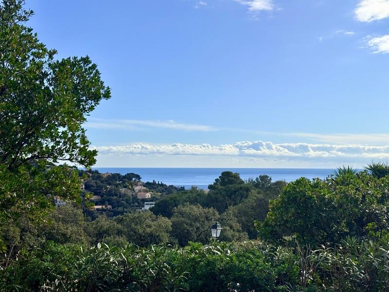 Maison - 185 m² - 5 pièces