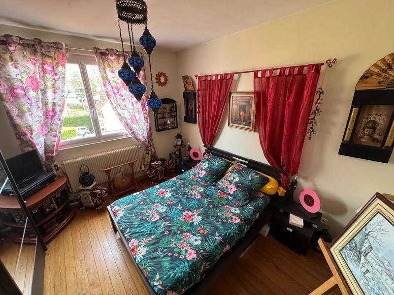 Appartement - 90 m² - 3 pièces