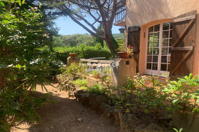 Maison - 269 m² - 12 pièces