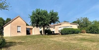 Maison - 148 m² - 7 pièces