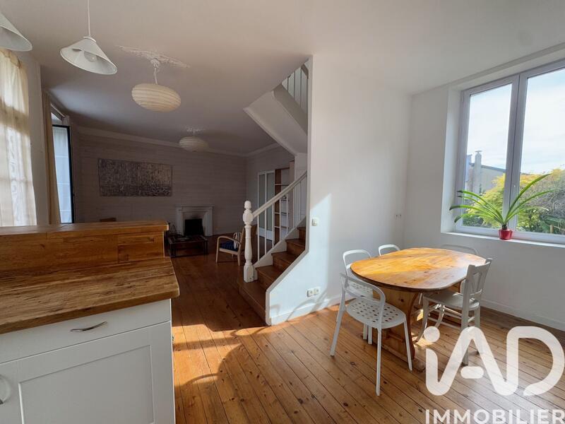 Maison - 110 m² - 5 pièces