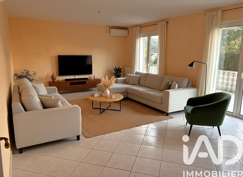 Maison - 140 m² - 4 pièces