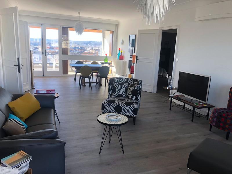 Appartement - 143 m² - 6 pièces