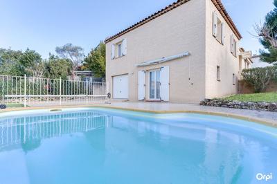 Villa - 146 m² - 4 pièces