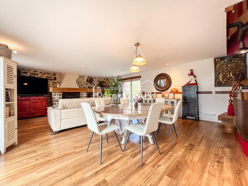 Maison - 187 m² - 5 pièces