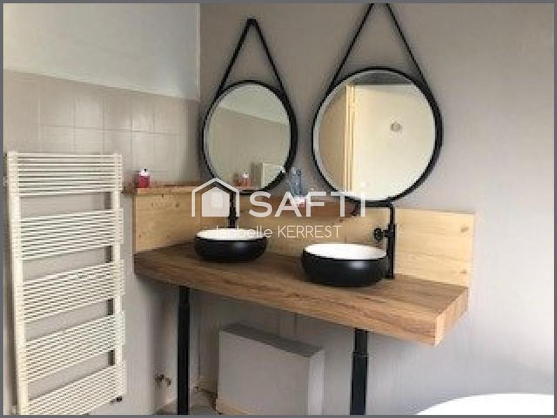 Maison - 176 m² - 10 pièces