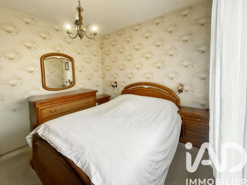 Maison - 143 m² - 8 pièces