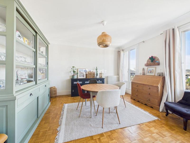 Appartement - 97 m² - 4 pièces