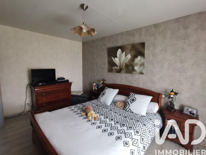 Maison - 137 m² - 7 pièces