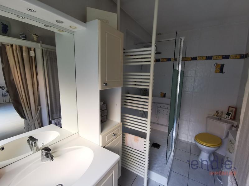 Maison - 300 m² - 8 pièces