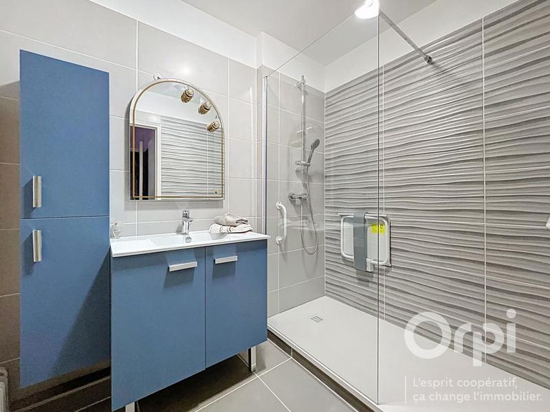 Appartement - 140 m² - 5 pièces