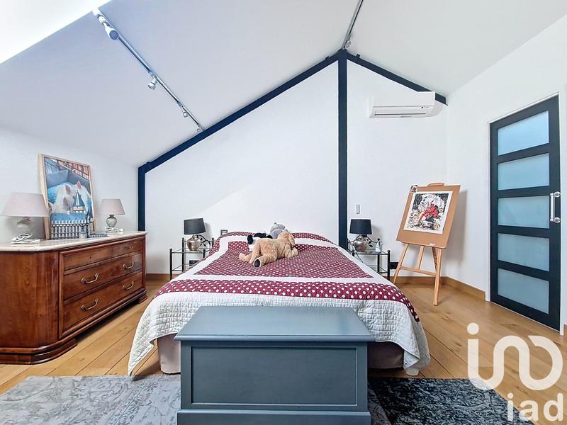 Maison de maîtres - 750 m² - 14 pièces