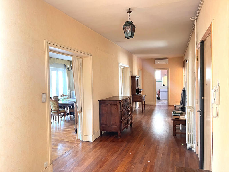 Appartement - 166 m² - 5 pièces