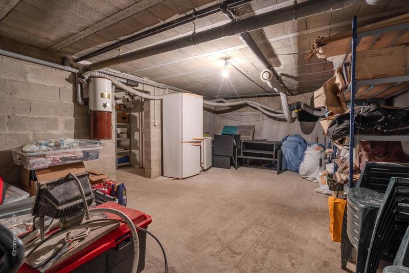 Maison - 181 m² - 8 pièces