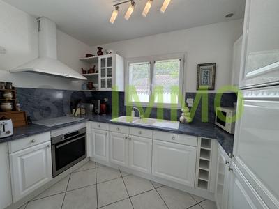 Maison - 168 m² - 6 pièces