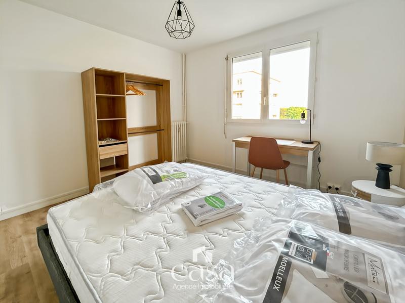 Appartement - 82 m² - 5 pièces