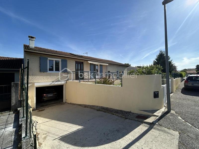 Maison - 122 m² - 7 pièces