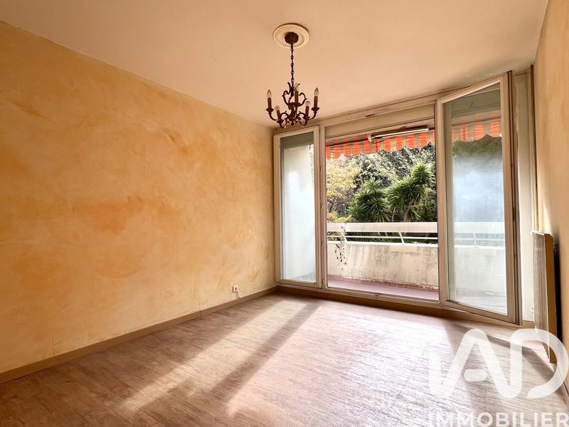 Appartement - 85 m² - 3 pièces