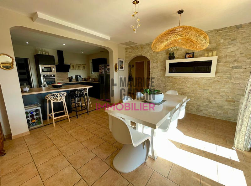 Maison - 134 m² - 6 pièces