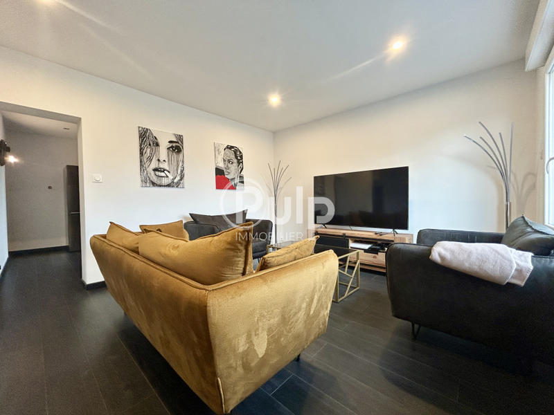 Maison de ville - 121 m² - 6 pièces