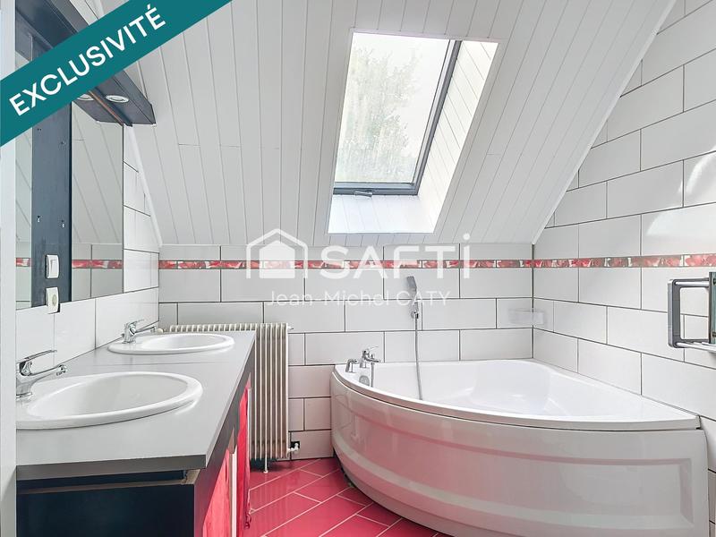 Maison - 195 m² - 3 pièces