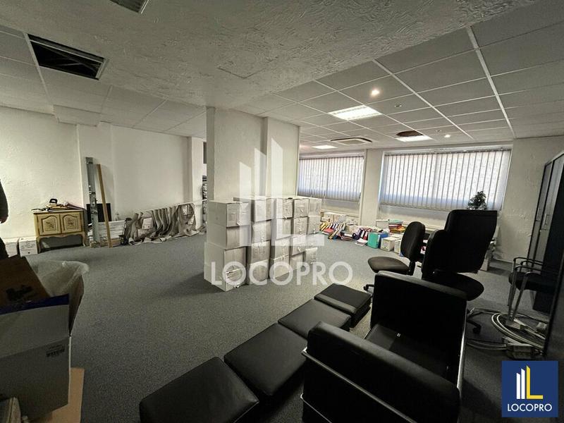 Bureau - 330 m²
