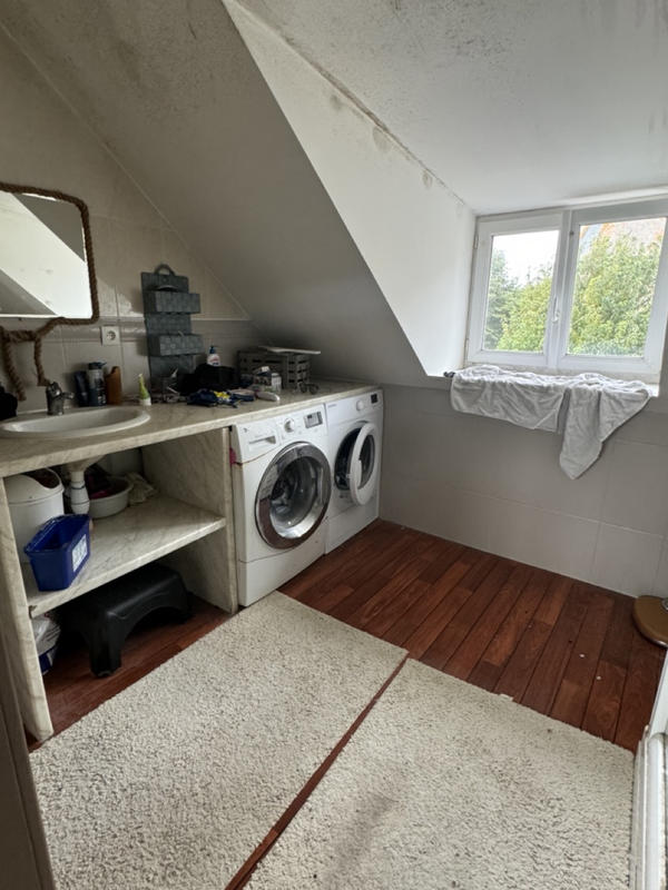 Maison - 135 m² - 12 pièces