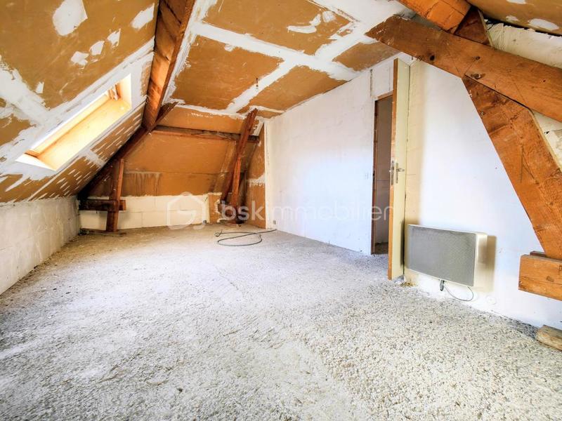 Maison - 150 m² - 8 pièces