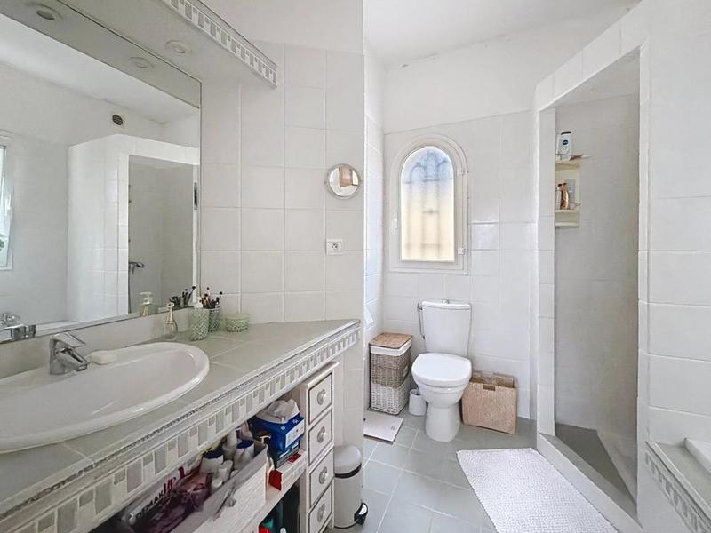 Villa - 171 m² - 6 pièces