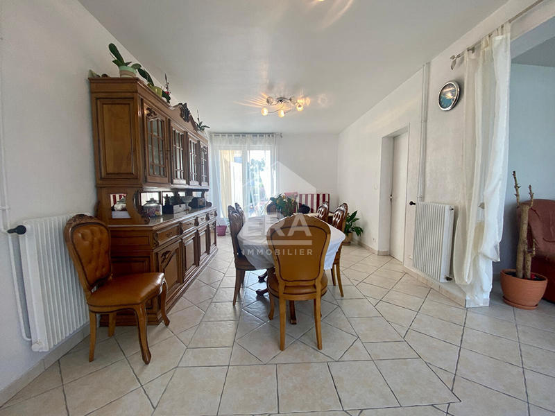 Maison - 111 m² - 5 pièces