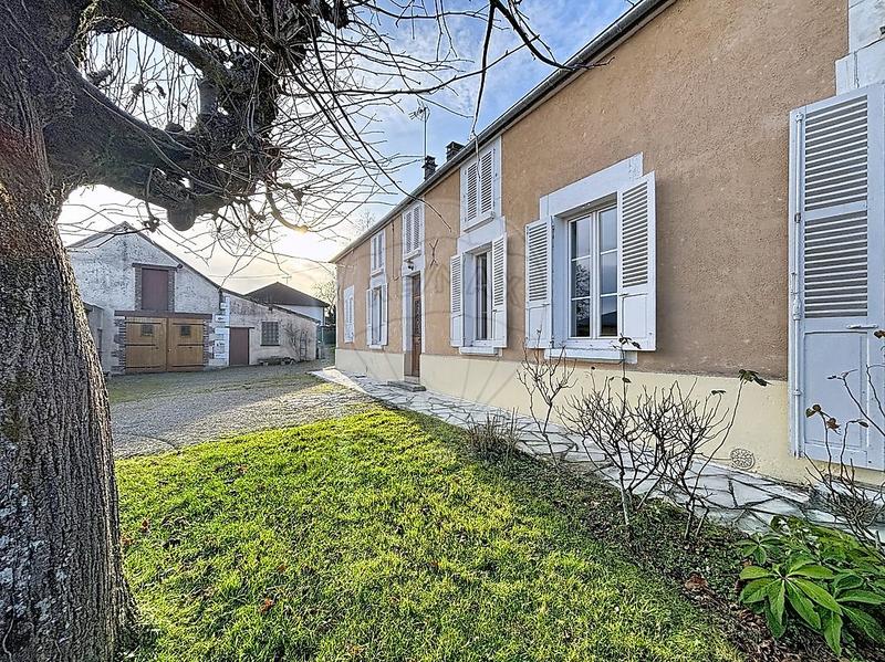 Propriété - 161 m² - 7 pièces
