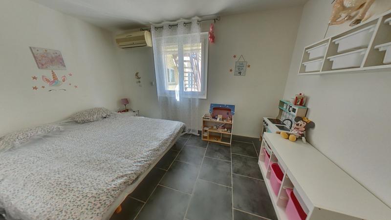 Maison - 254 m² - 7 pièces