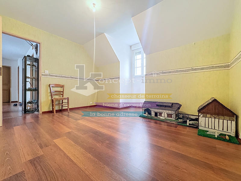 Maison - 142 m² - 6 pièces