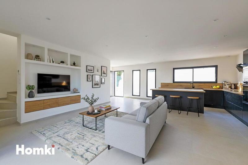 Maison - 120 m² - 5 pièces