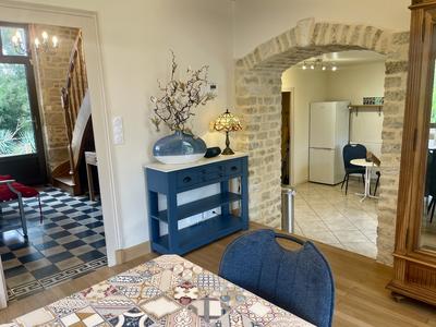 Demeure - 200 m² - 7 pièces