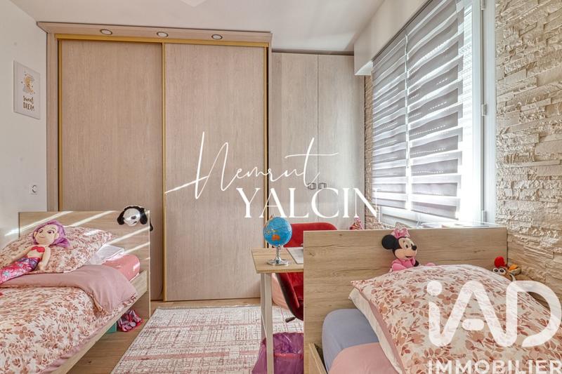 Maison - 200 m² - 7 pièces