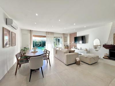 Villa - 80 m² - 4 pièces