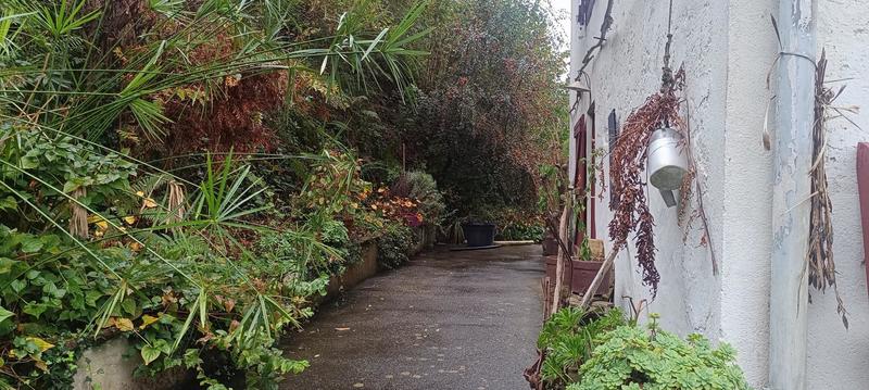 Maison - 270 m² - 10 pièces