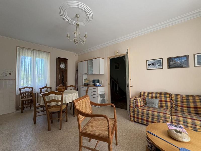 Maison - 124 m² - 7 pièces