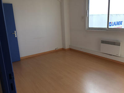 Bureau - 120 m² - 6 pièces