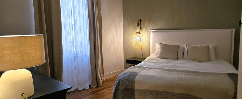 Maison - 195 m² - 8 pièces